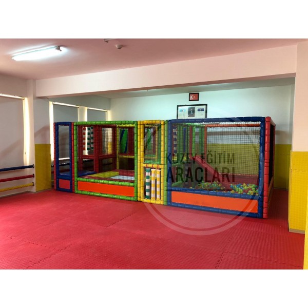 Top Havuzlu Trambolinli Oyun Grubu 600x300 cm: Keyifli Alan