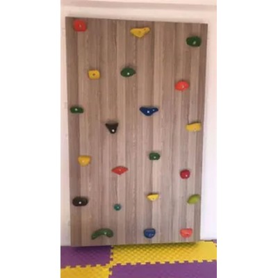 Ahşap Tırmanma Duvarı