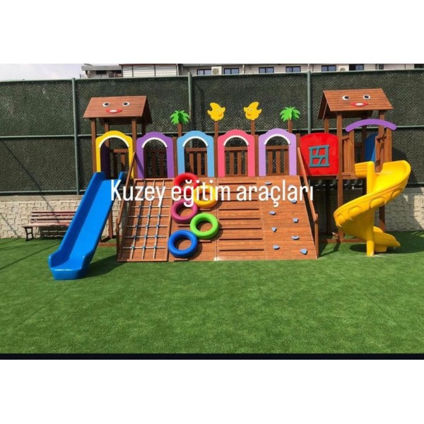 Çift Kuleli Ahşap Tırmanmalı Oyun Parkı