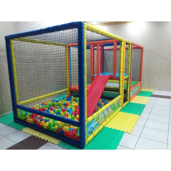 Trambolinli Top Havuzu Oyun Parkı: 500x200 cm