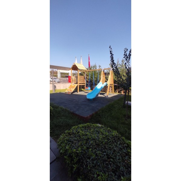 Ahşap Çocuk Oyun Parkı