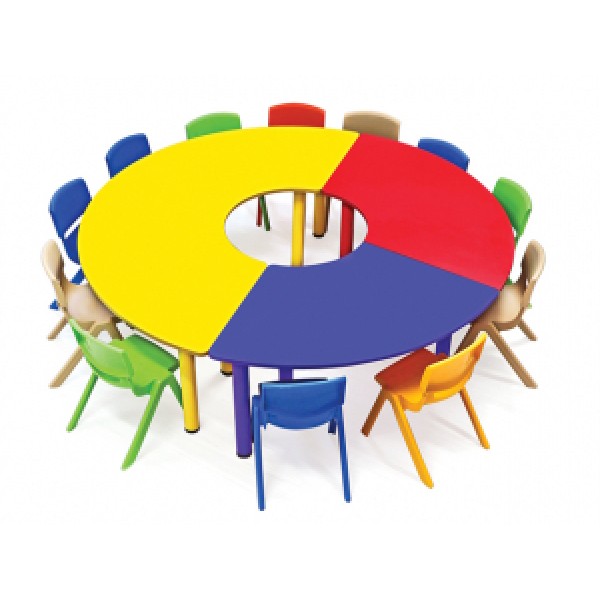 Yaratıcılığı ve İşlevselliği Buluşturan Ahşap 3 Parça Yuvarlak Masa Takımı